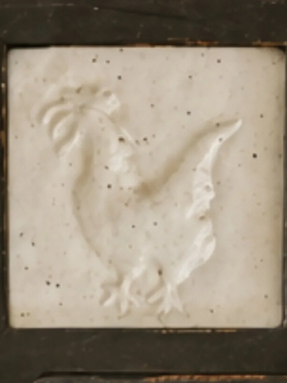 Vintage Rooster Wood & Tile Wall-Mounted 3-Hook Key Holder Rack